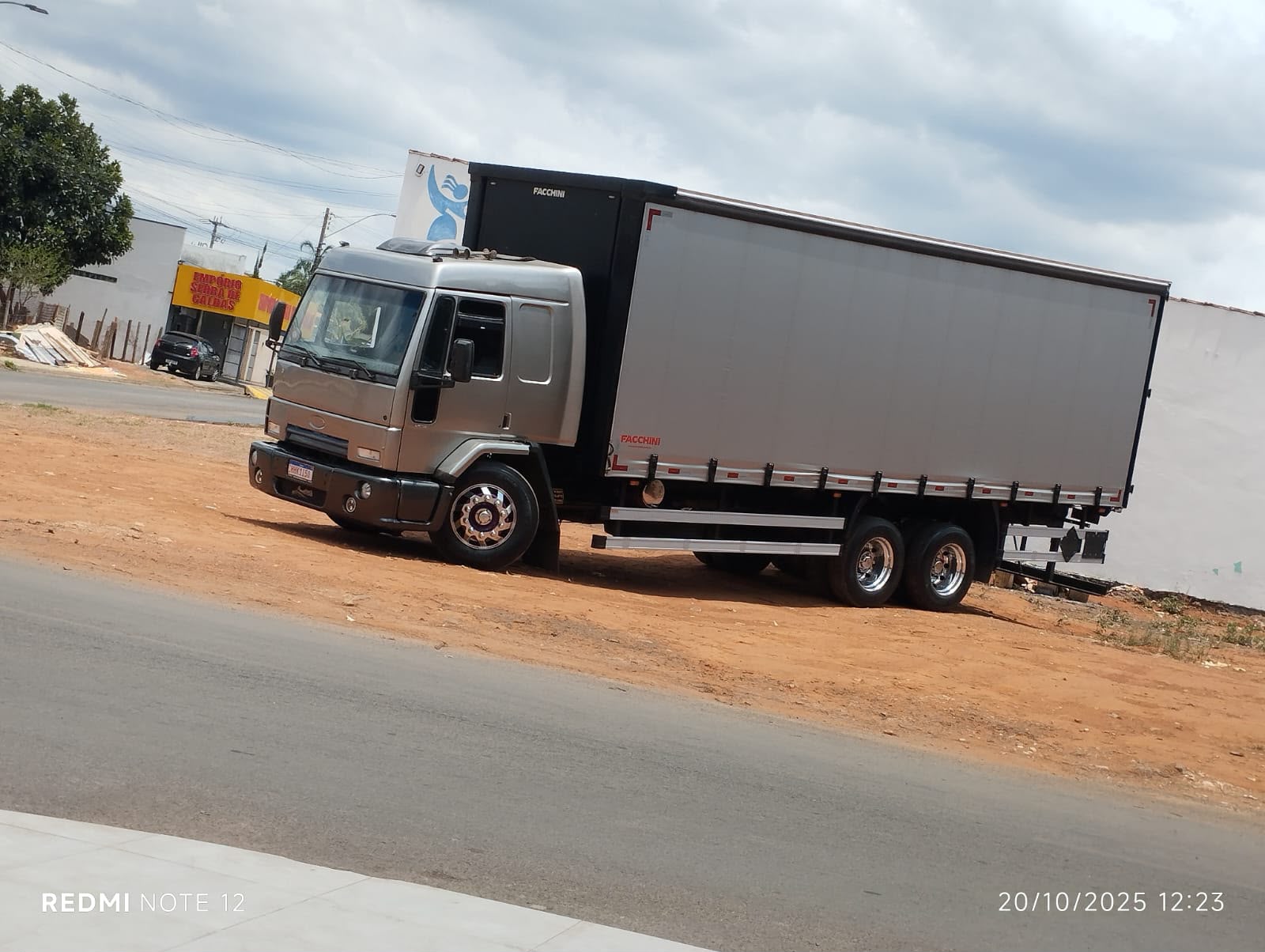 Ford Ford Cargo 2422E Sider