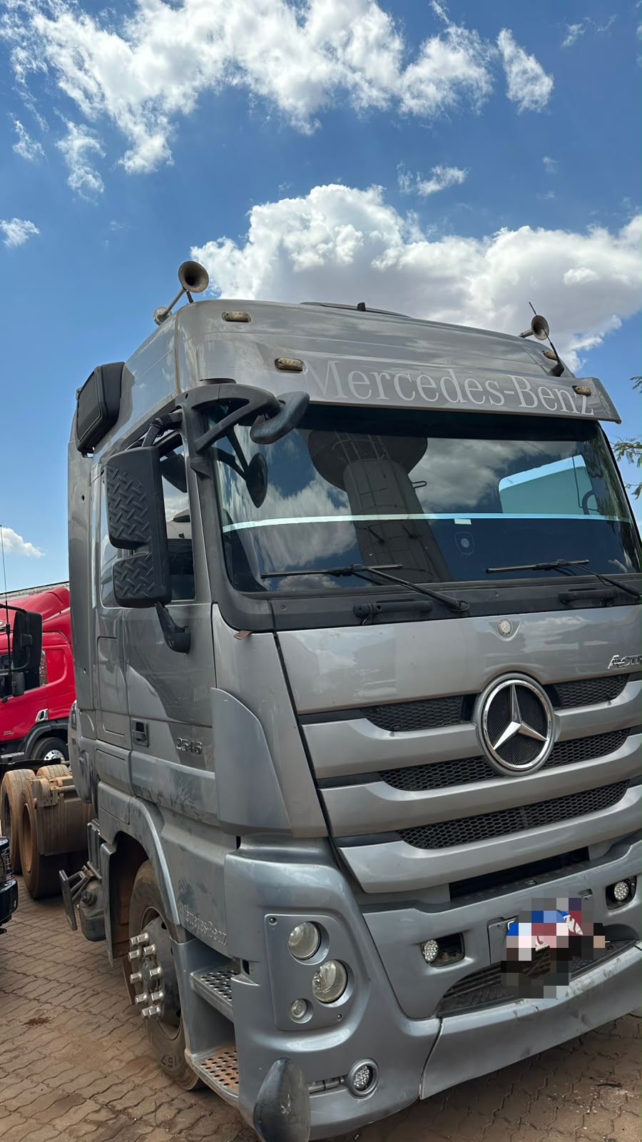 Mercedes-Benz Mercedes-Benz 2546 Mega Space